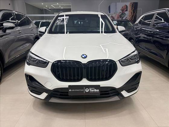 BMW X1 2.0 16V TURBO ACTIVEFLEX SDRIVE20I 4P AUTOMÁTICO BMW X1 2.0 16V TURBO ACTIVEFLEX SDRIVE20I 4P AUTOMÁTICO